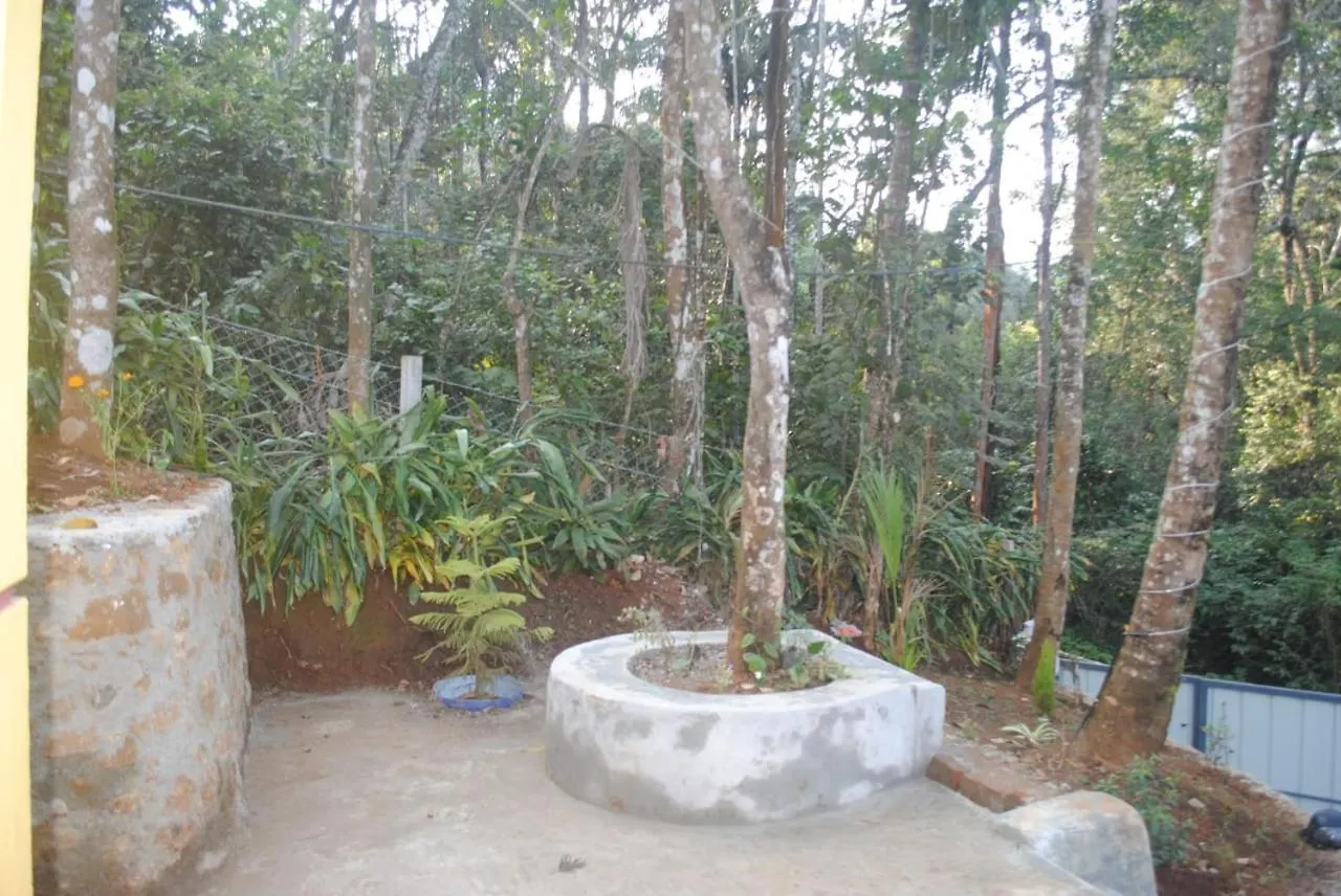 Cascade Holiday Villa Padinjarathara